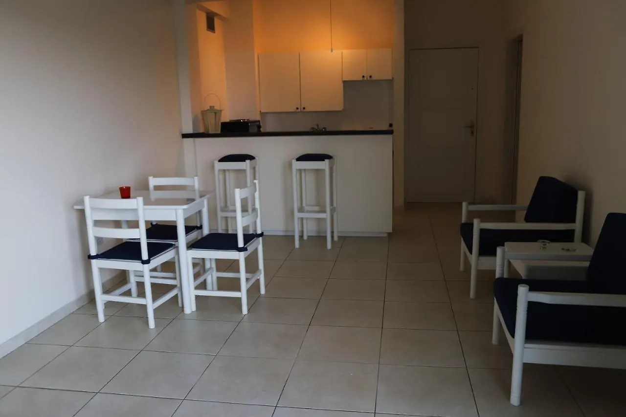 Larnaca Center Apartments 0*,  Cypr
